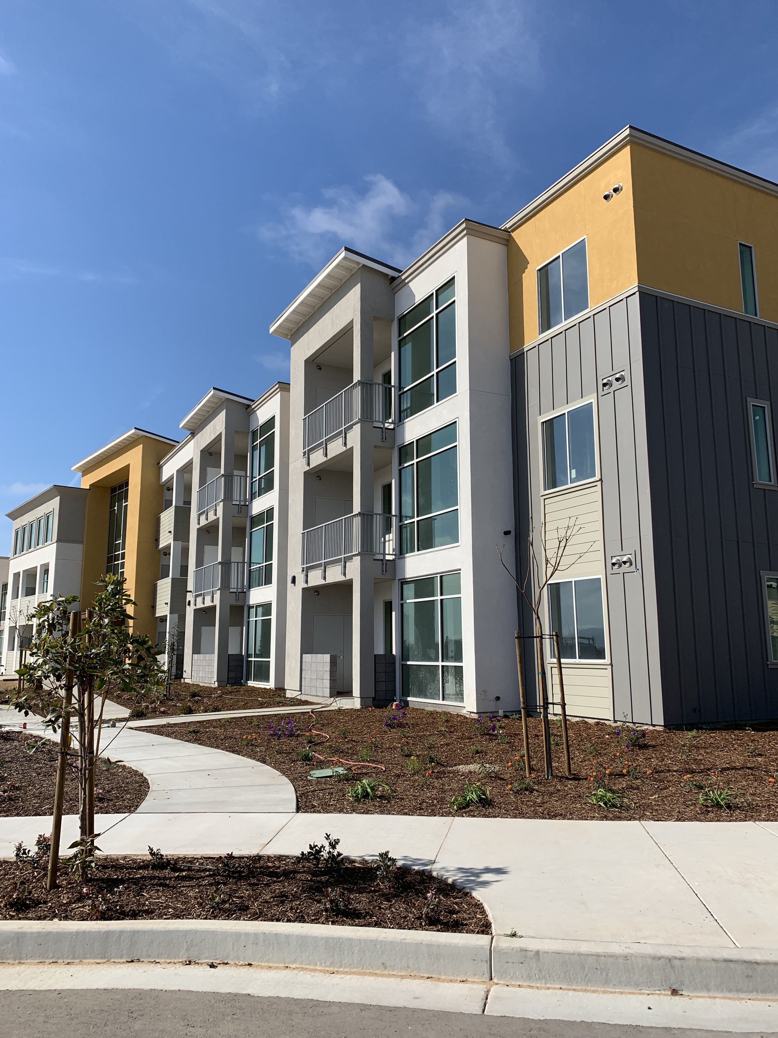  Parke West Apartments